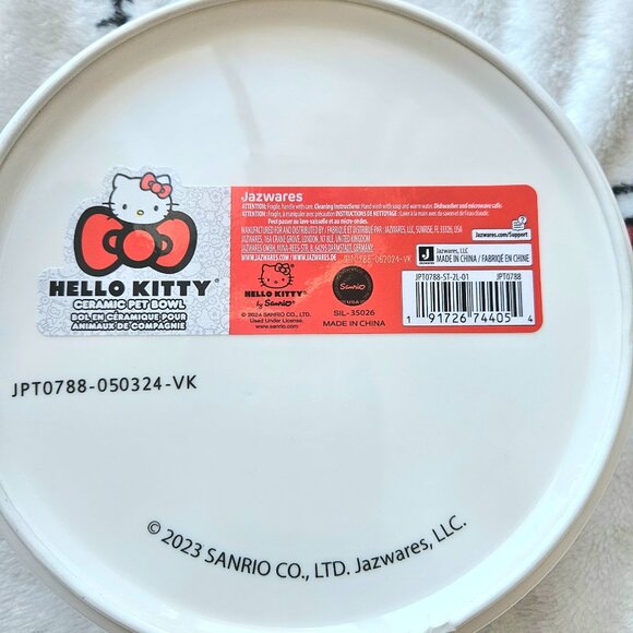 New Hello Kitty Large Dog/Pet Ceramic Bowl - Picture 4 of 4